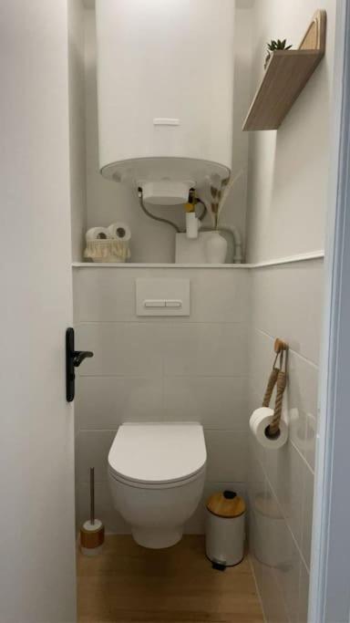 Joli Appartement Avec Parking - Proche Centre Ville Chartres Zewnętrze zdjęcie
